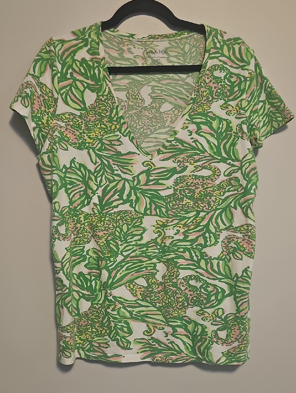 Lilly Pulitzer White V-Neck Tee with Green and Pink Leaf Print
